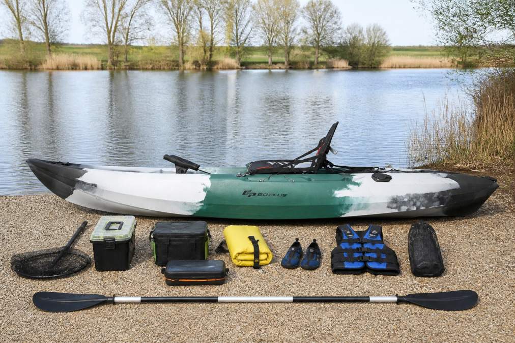 Best Kayaking Gear for Beginners 2026