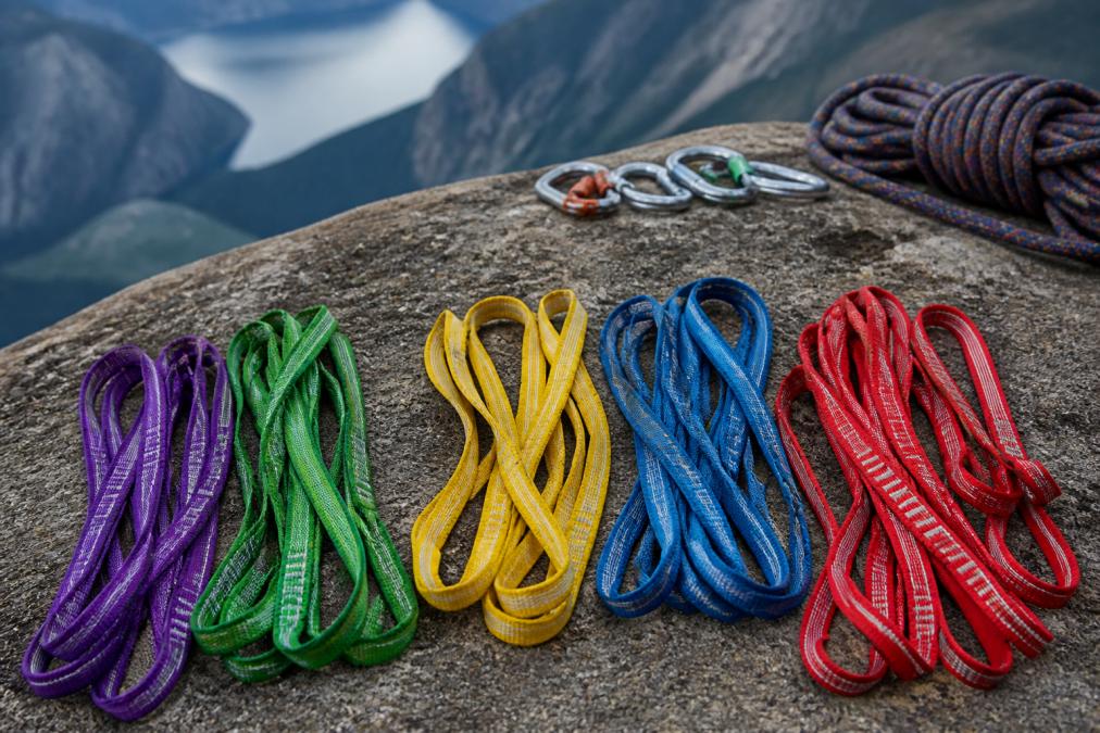 How to Choose Reliable Climbing Slings: 2026 Guide