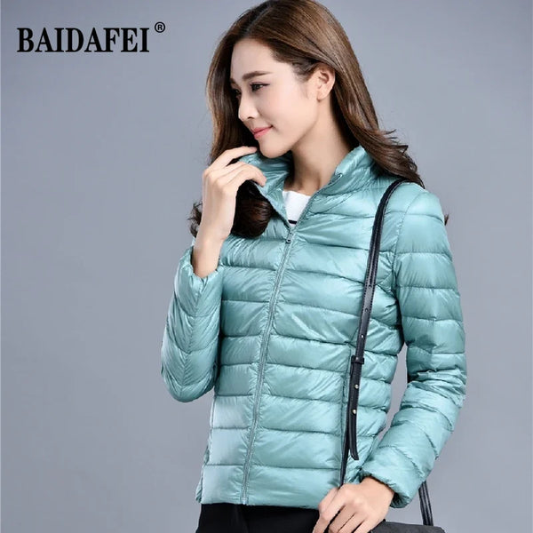 Women Short Puffer Jacket 2025 New Fashion Stand Collar Lightweight Water-Resistant Packable Female Down Parka Casual Coat