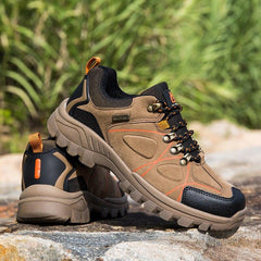 Men's Waterproof Hiking Boots Lightweight Climbing Shoes